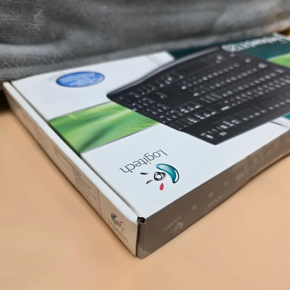 Logitech Keyboard K120 Wired USB‎ Spill Resistant Quiet Typing Full Size Number
